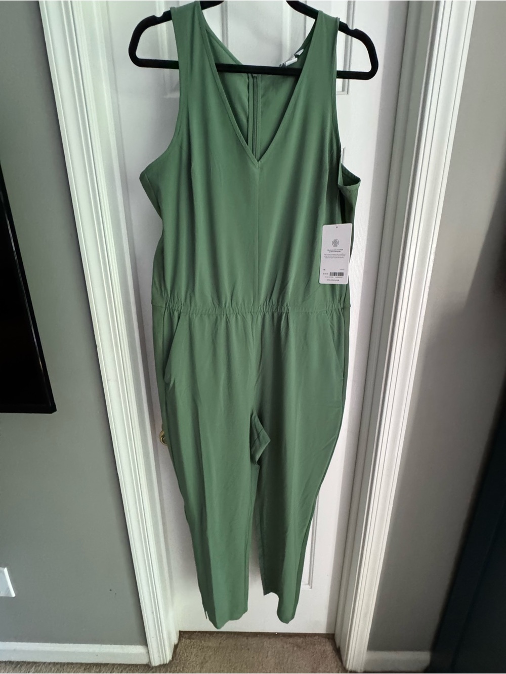 Athleta Brooklyn jumpsuit in Avenue Green 14 NWT - Picture 3 of 7